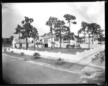 4024 W Bay to Bay Blvd Historical Black and White Photo of the front of home