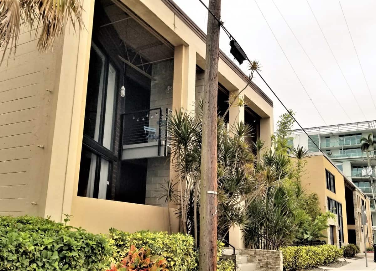 image of the exterior of channelside lofts tampa